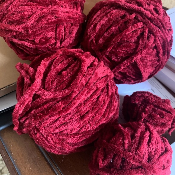 Assorted Chenille Yarn - Picture 3 of 9